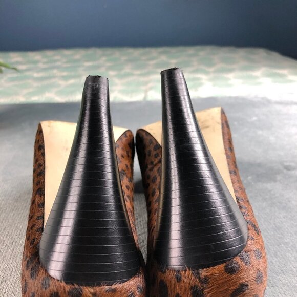 Banana Republic Faux Fur Cheetah Print Round Toe High Heel Pumps Sz 7.5 - Picture 10 of 10